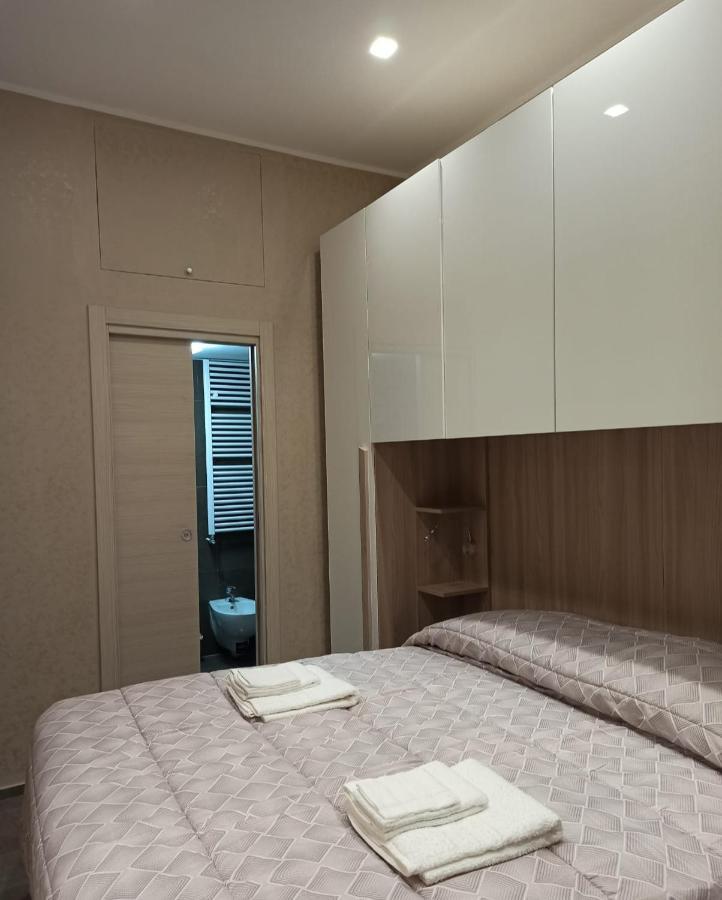 A Casa E Annarell Apartment Наполи Екстериор снимка