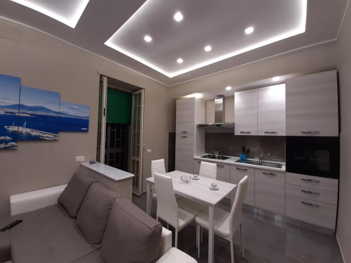 A Casa E Annarell Apartment Наполи Екстериор снимка